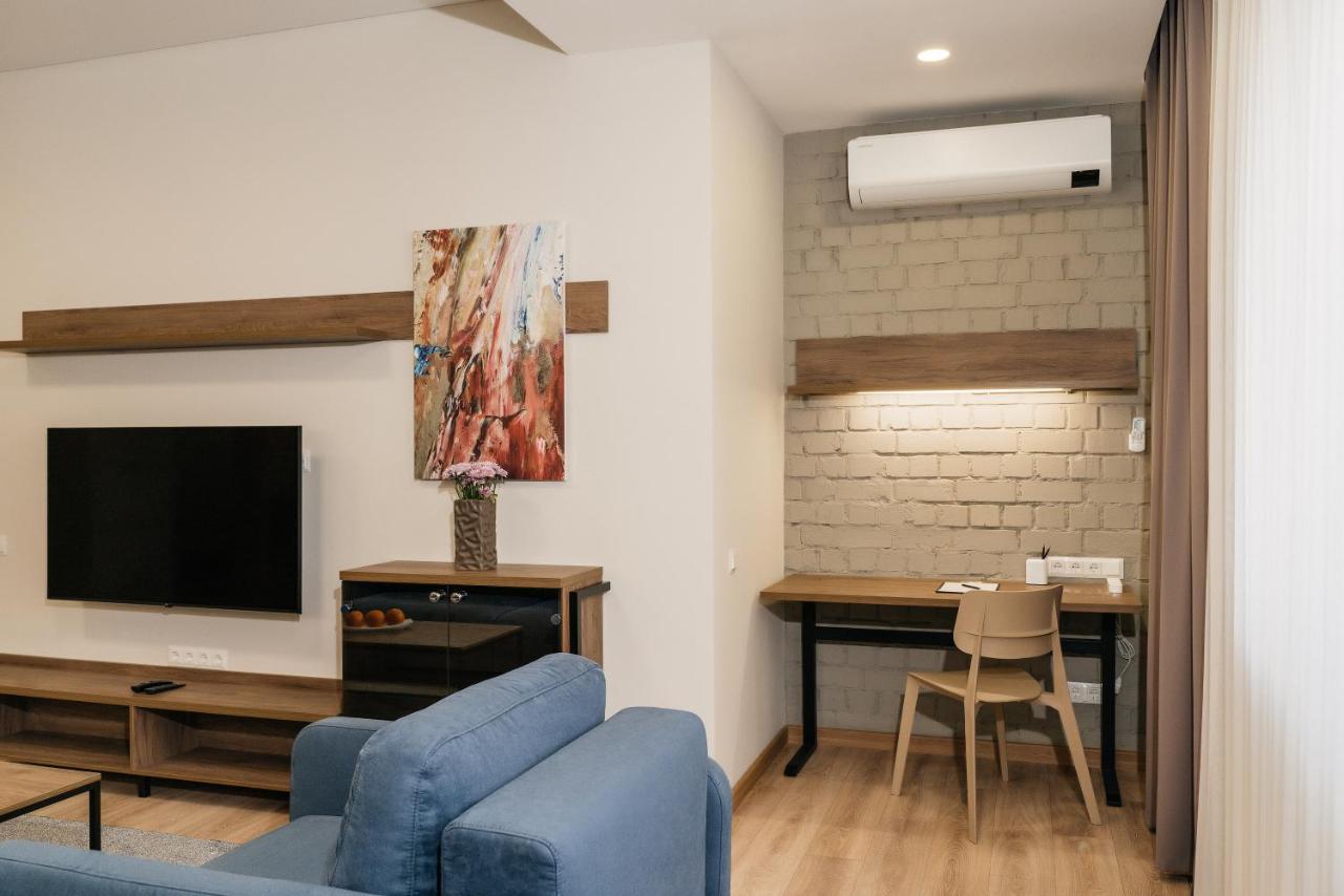Solutel Apartments-35 비슈케크 외부 사진